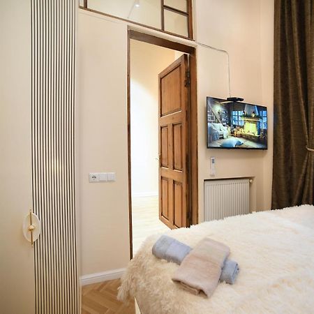 טביליסי City Lux Hotel מראה חיצוני תמונה