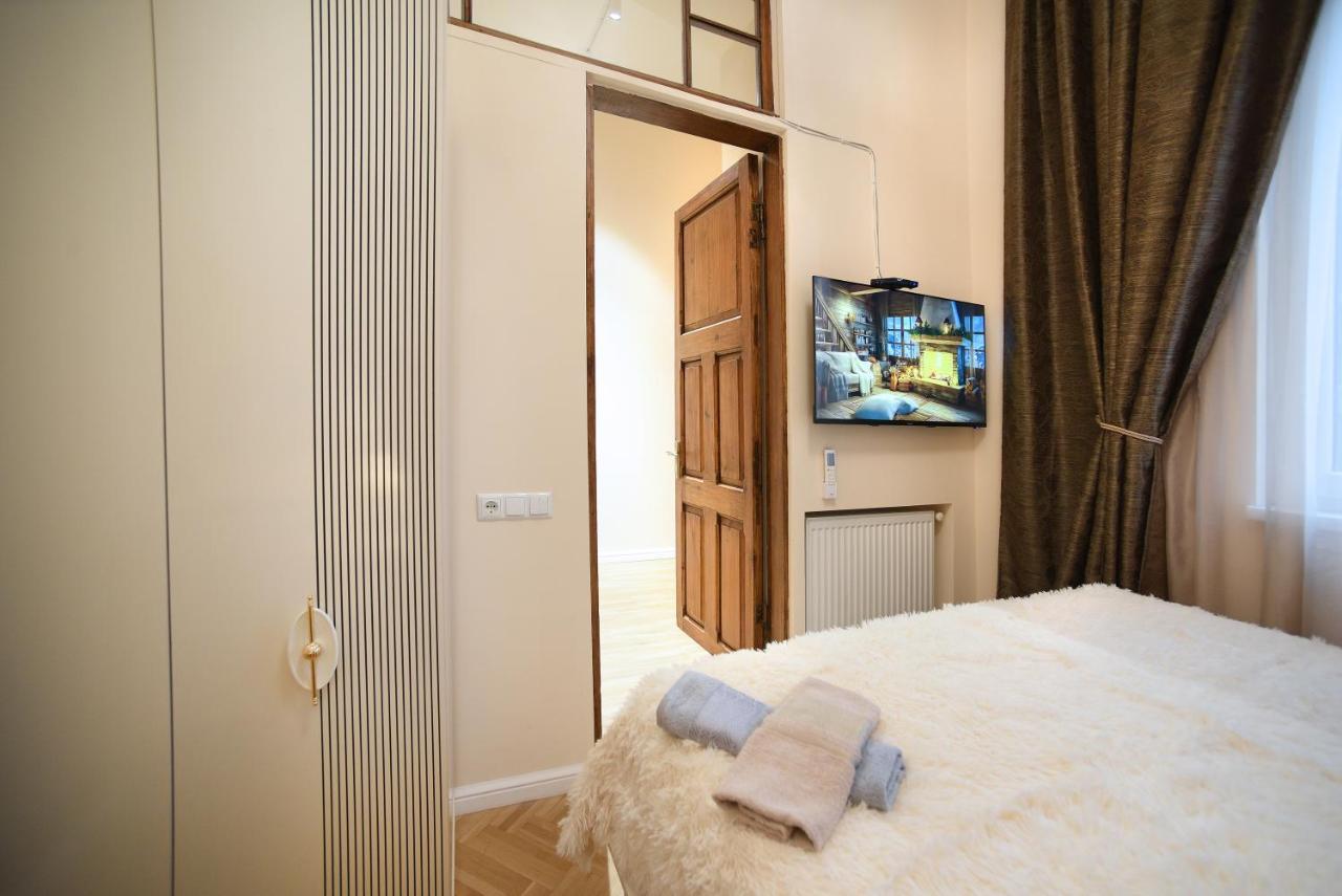 טביליסי City Lux Hotel מראה חיצוני תמונה
