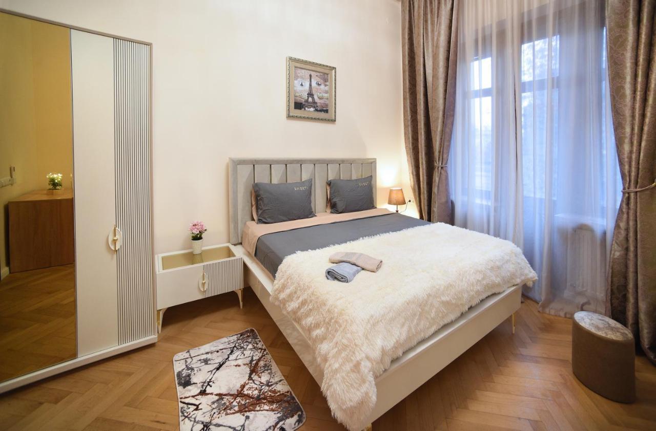 טביליסי City Lux Hotel מראה חיצוני תמונה