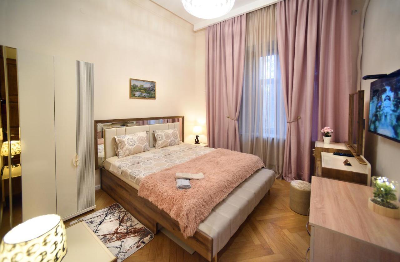 טביליסי City Lux Hotel מראה חיצוני תמונה